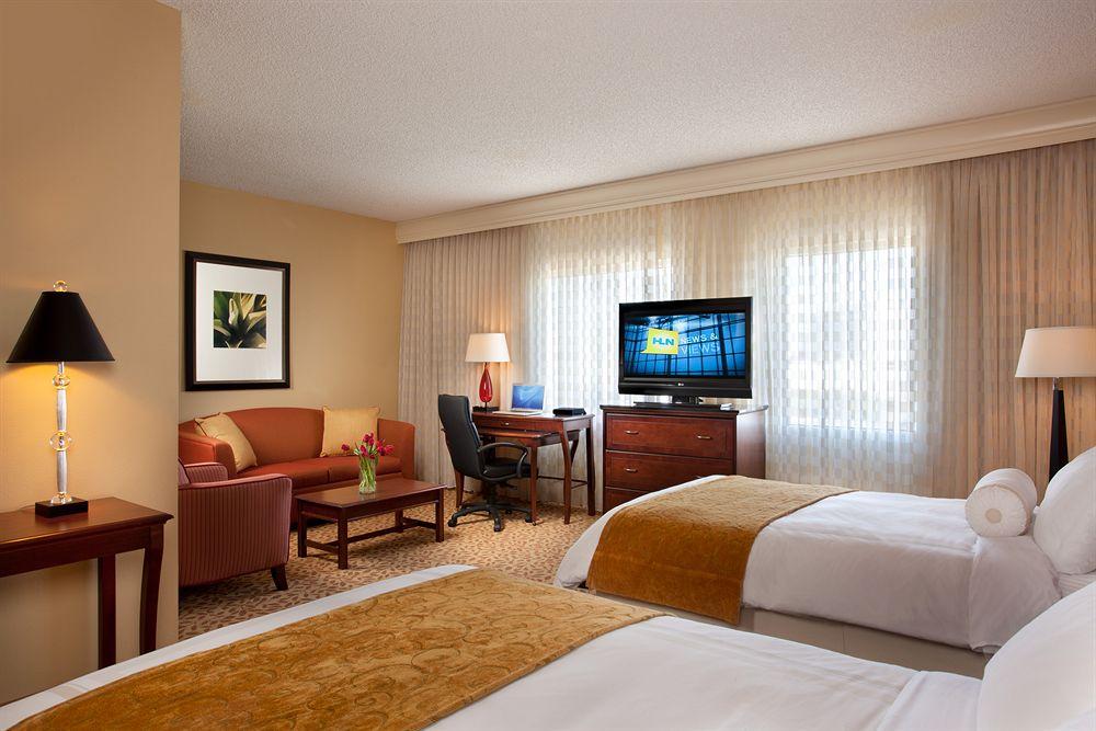 Dallas Marriott Suites Medical/Market Center Extérieur photo